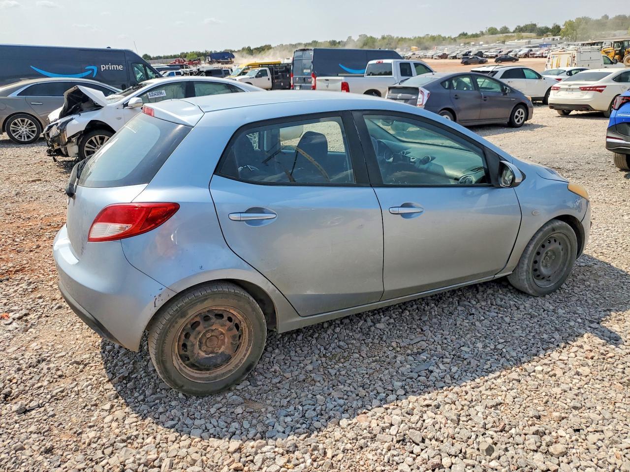 2013 Mazda Mazda2 - zdjęcie 3