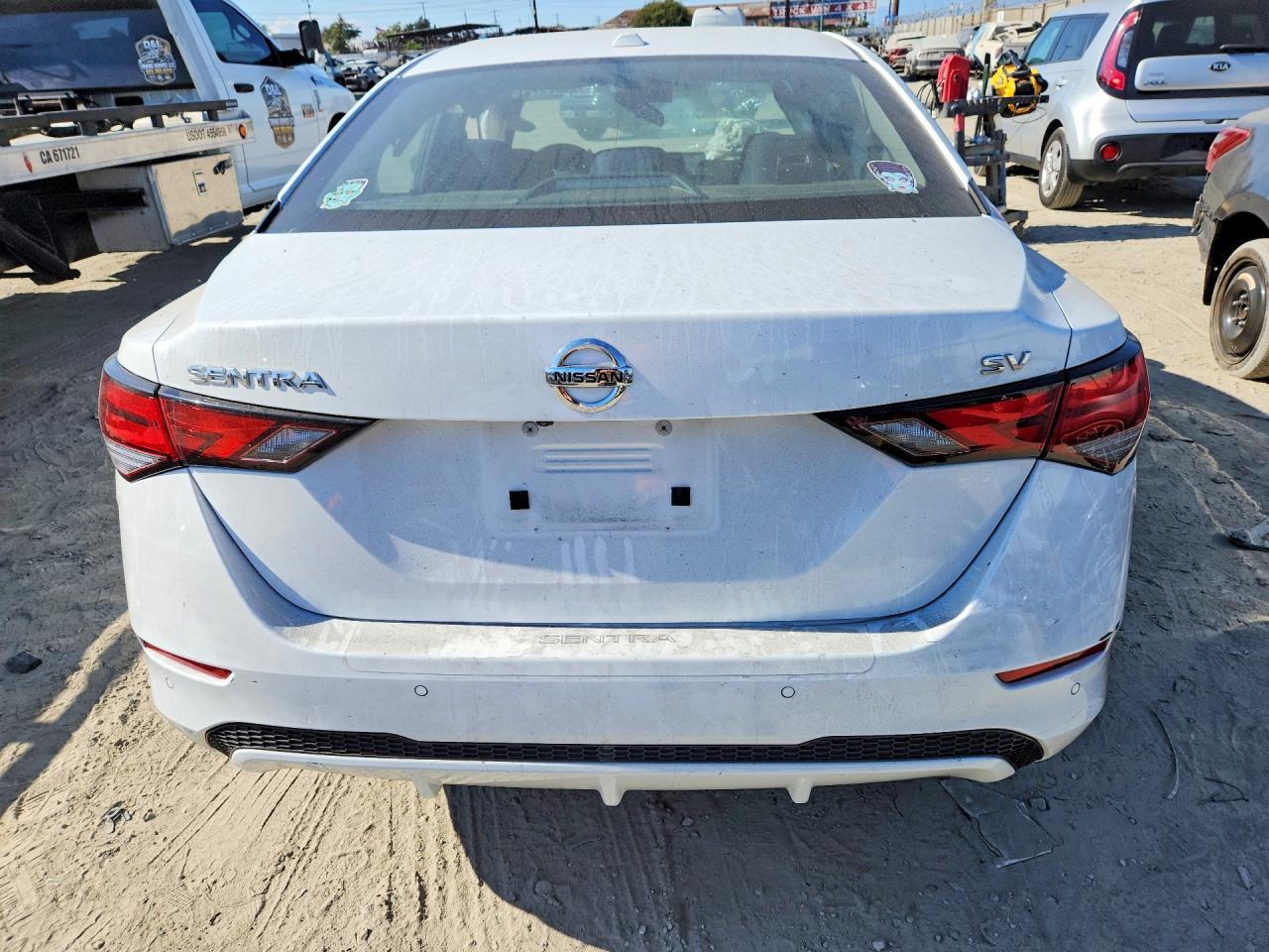 2021 Nissan Sentra Sv - zdjęcie 6