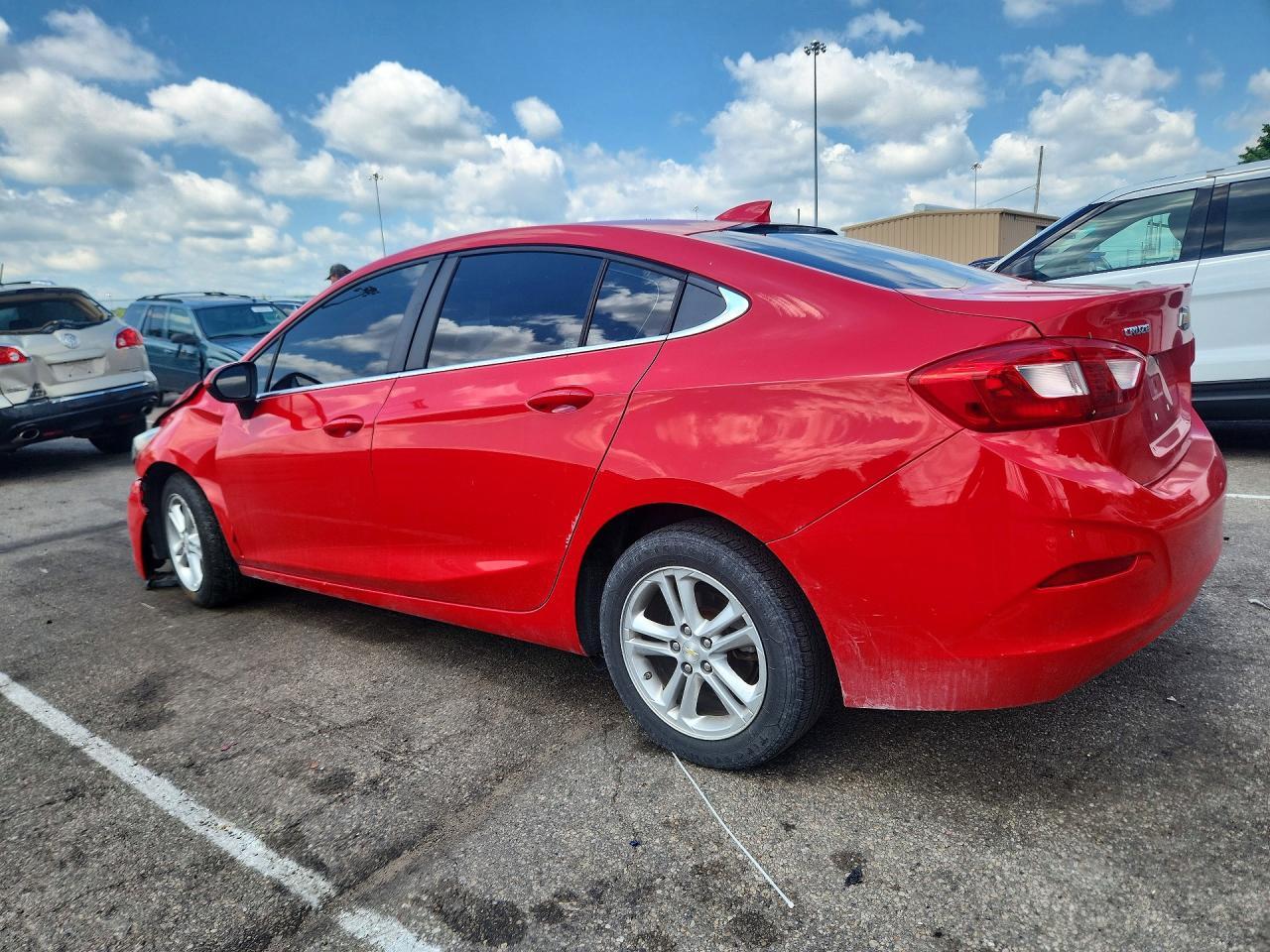 2017 Chevrolet Cruze Lt - zdjęcie 2