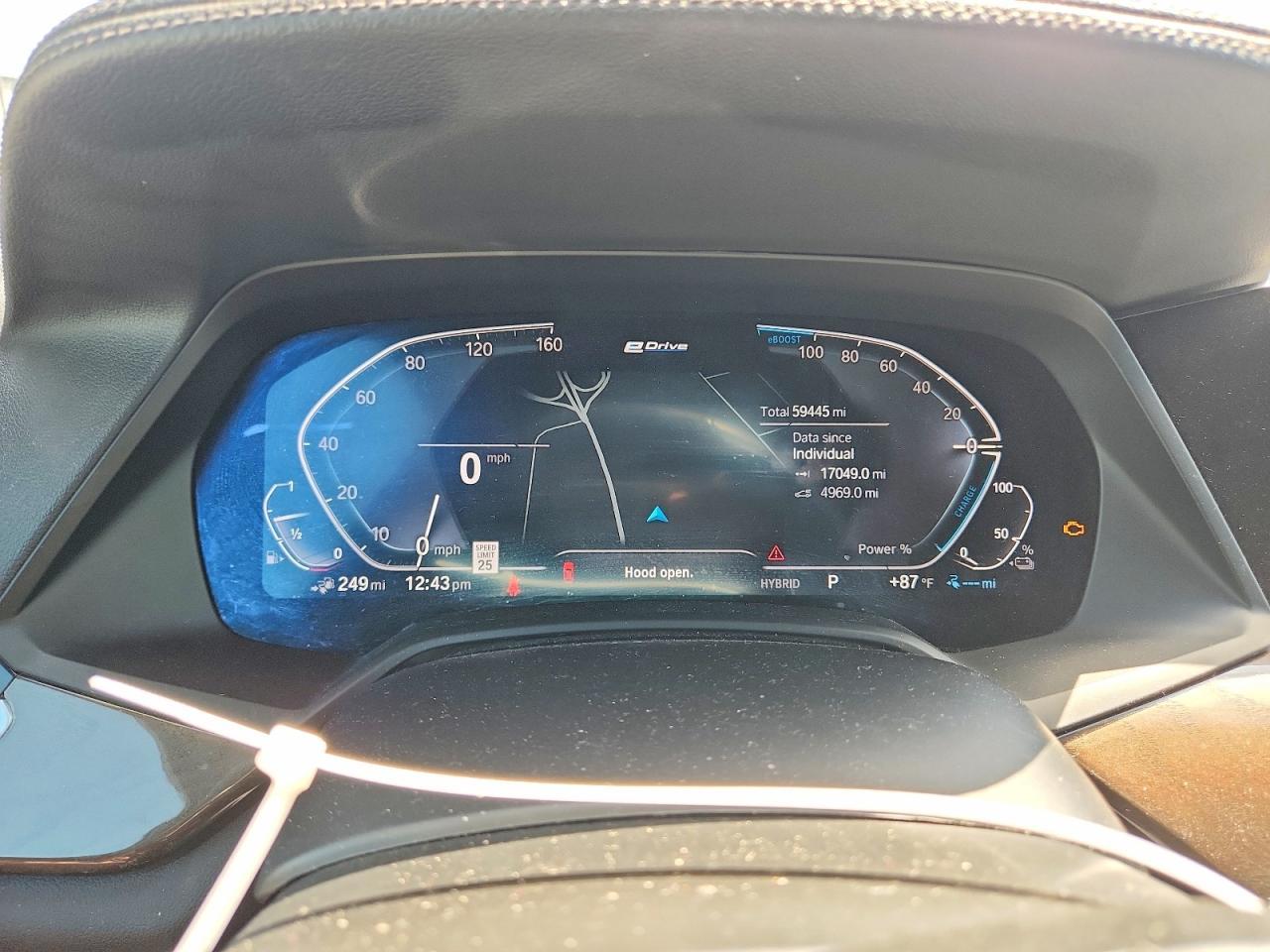 2022 BMW X5 xDrive45E - zdjęcie 9