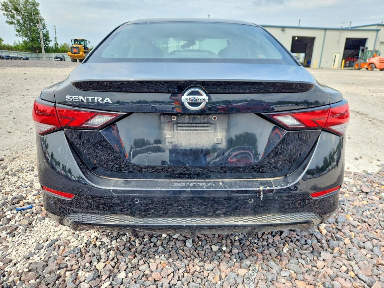 2021 Nissan Sentra S - zdjęcie 6