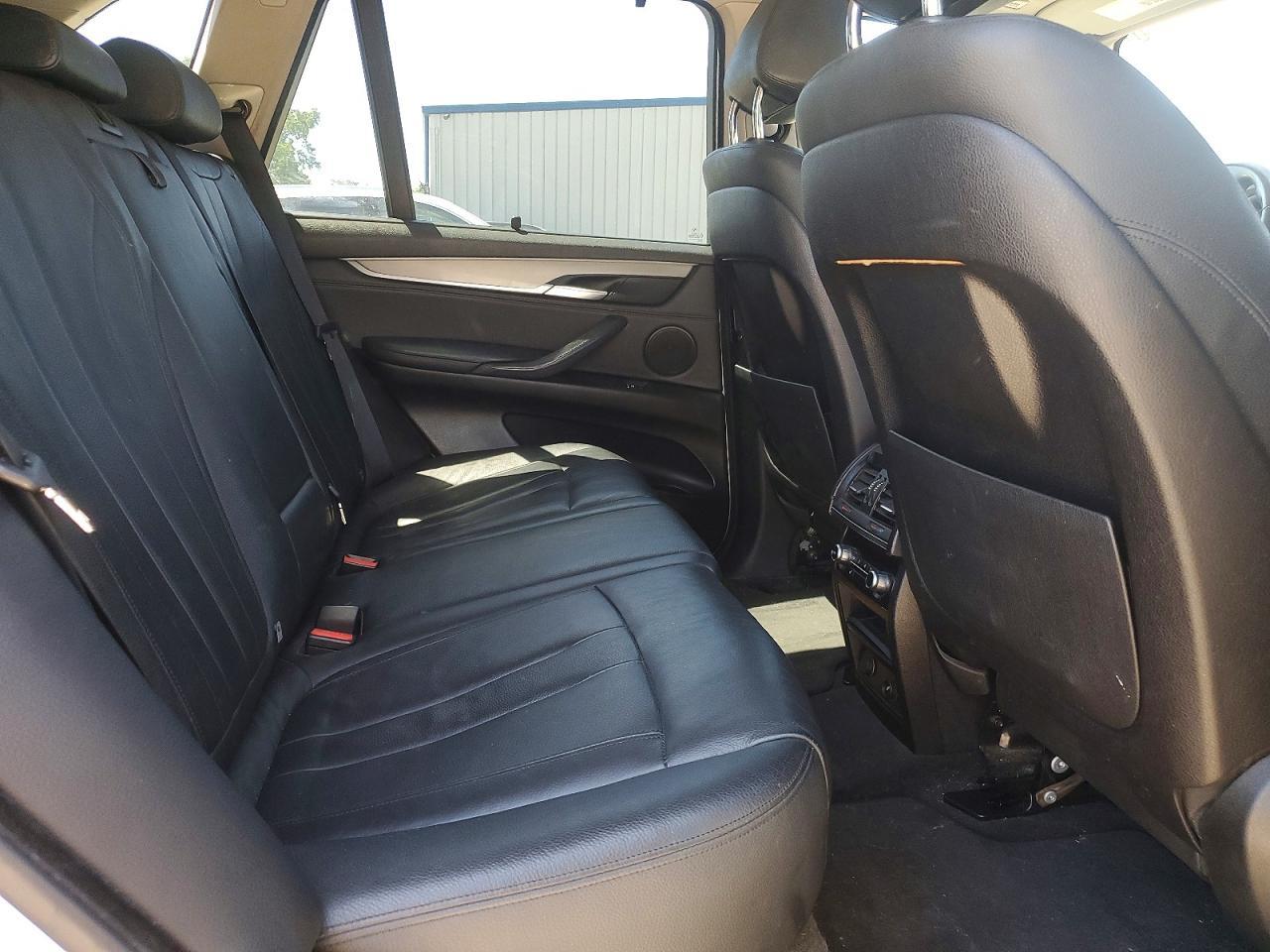 2015 BMW X5 xDrive35I - zdjęcie 10