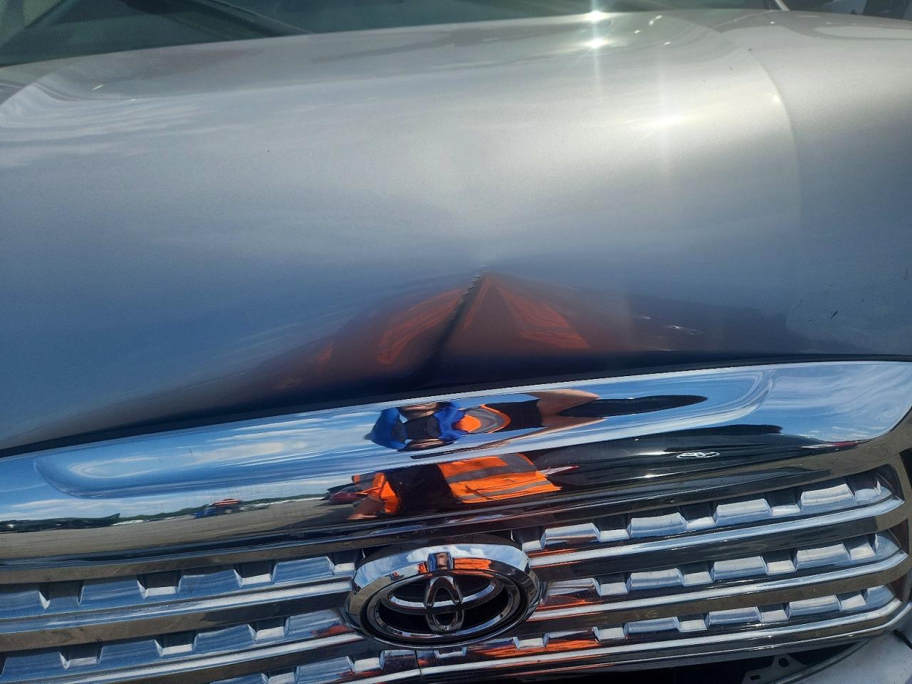 2013 Toyota Sequoia Sr5 - zdjęcie 11