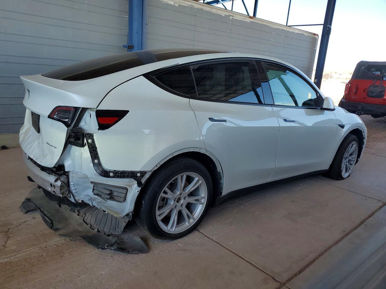2023 Tesla Model Y - zdjęcie 3