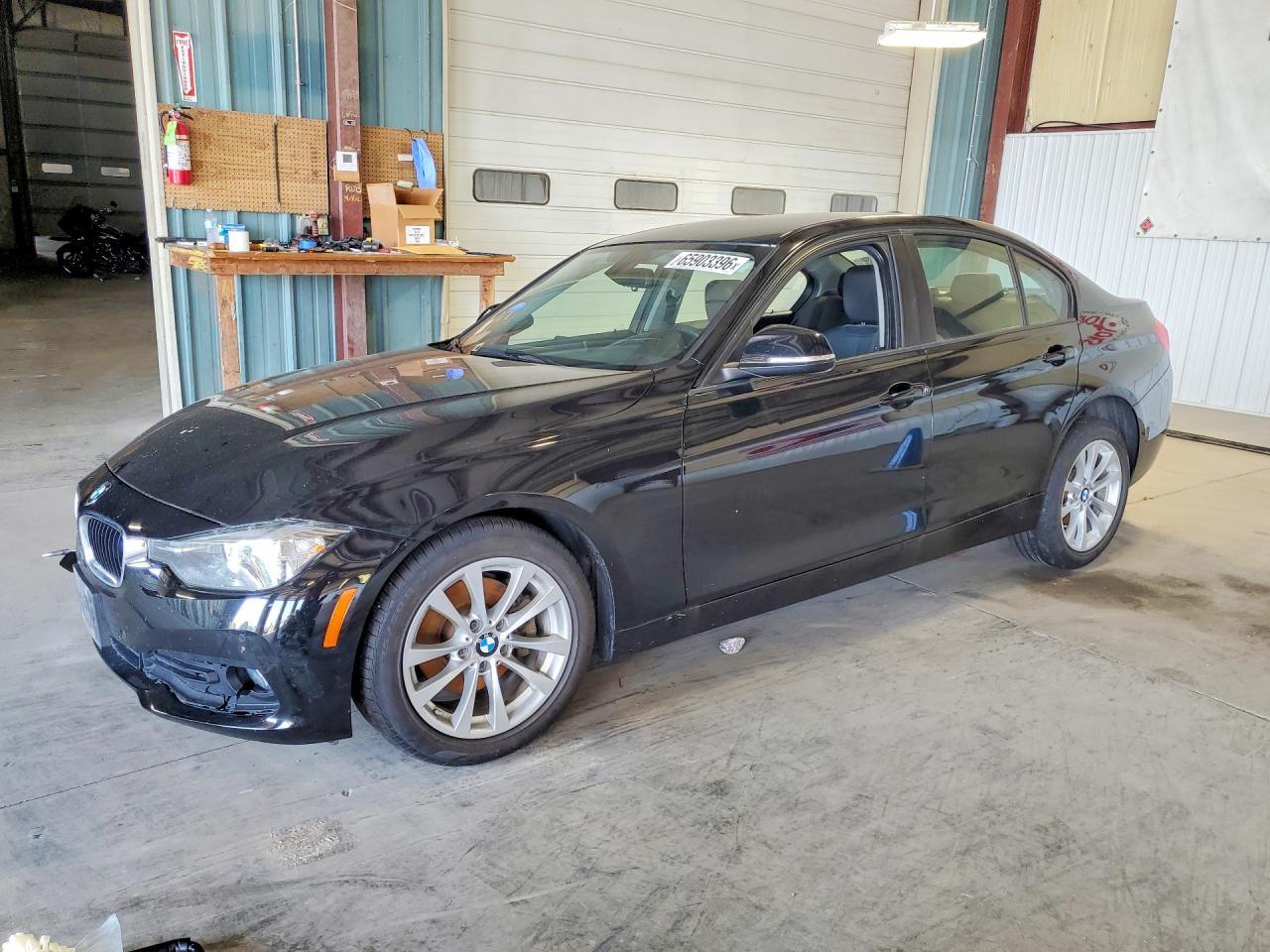 2016 BMW 320 Xi - zdjęcie główne