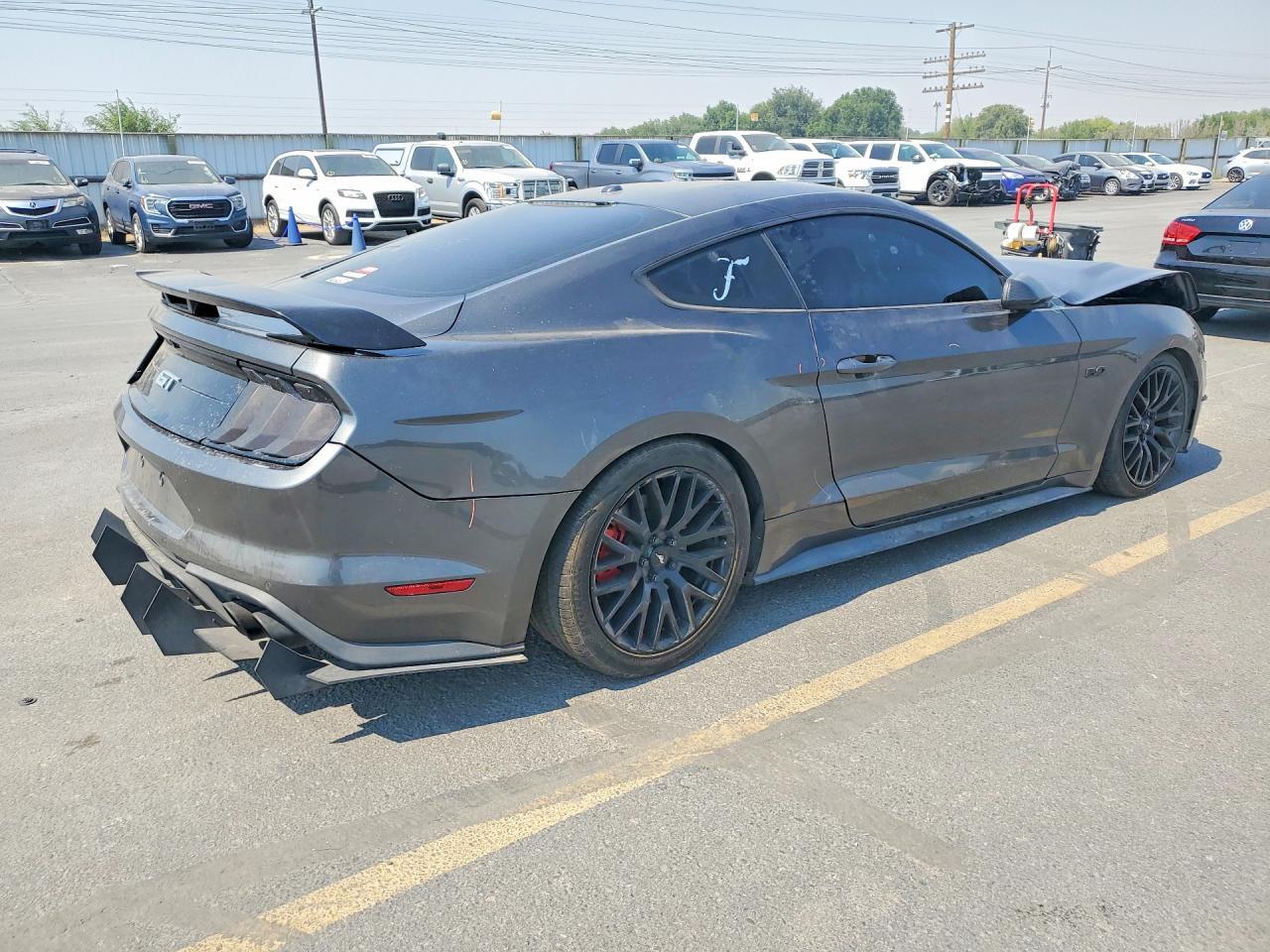 2019 Ford Mustang Gt - zdjęcie 3
