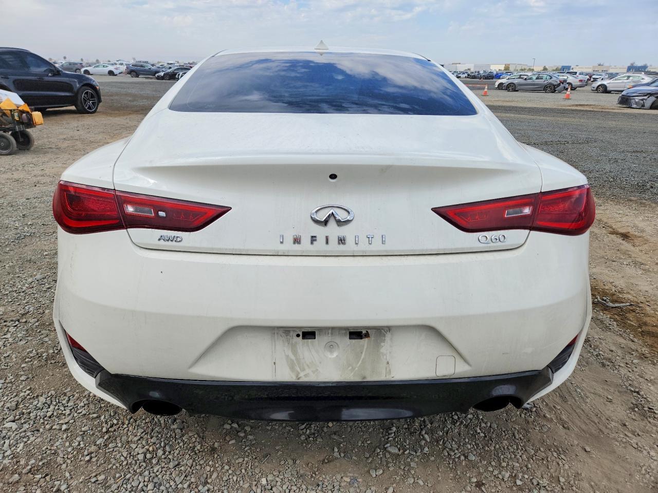 2017 Infiniti Q60 3.0T Premium - zdjęcie 6