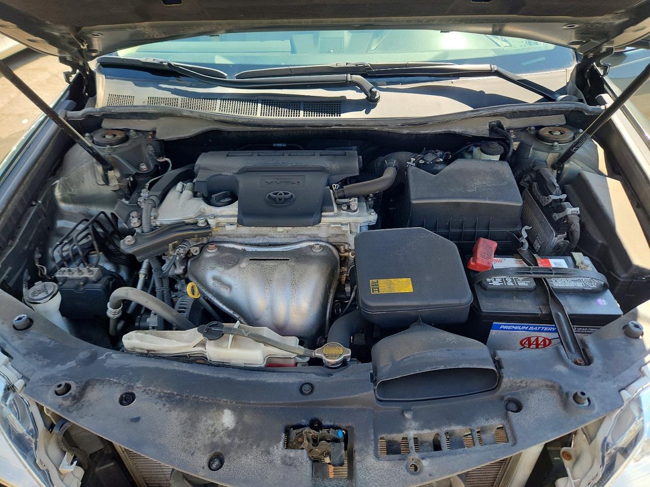 2014 Toyota Camry Xle - zdjęcie 11