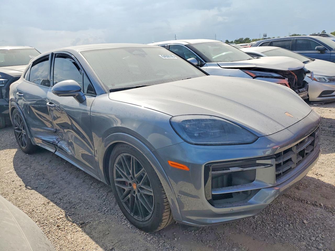 2026 Porsche Cayenne Gts Coupe - zdjęcie 4