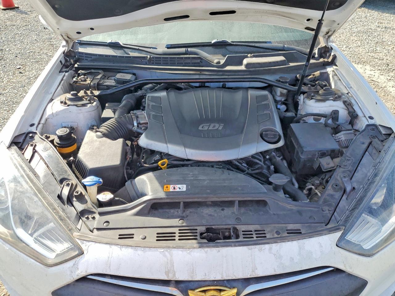 2016 Hyundai Genesis Coupe 3.8 Ultimate - zdjęcie 11