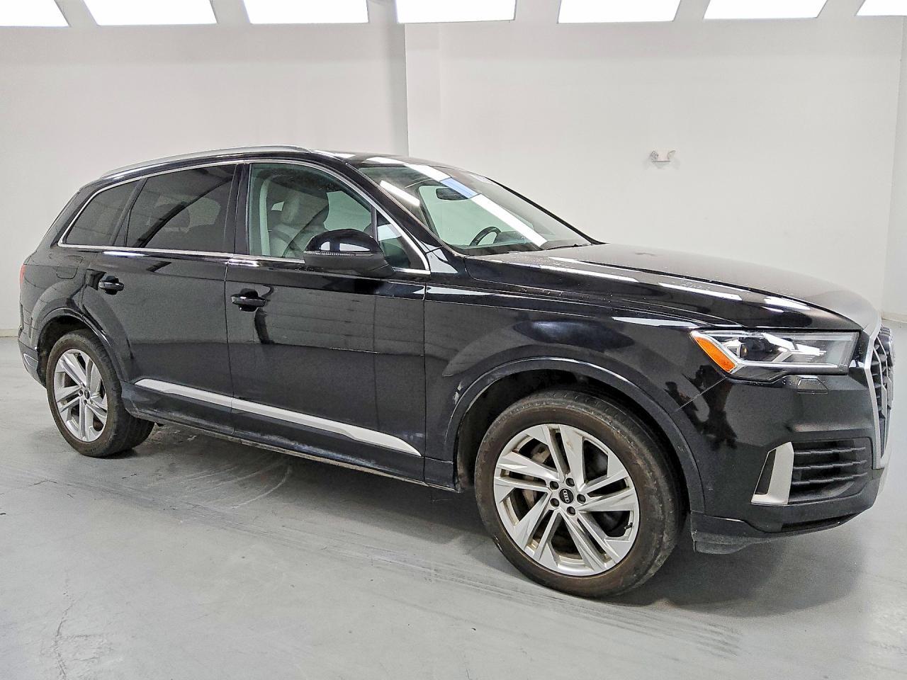 2021 Audi Q7 Premium Plus - zdjęcie 4
