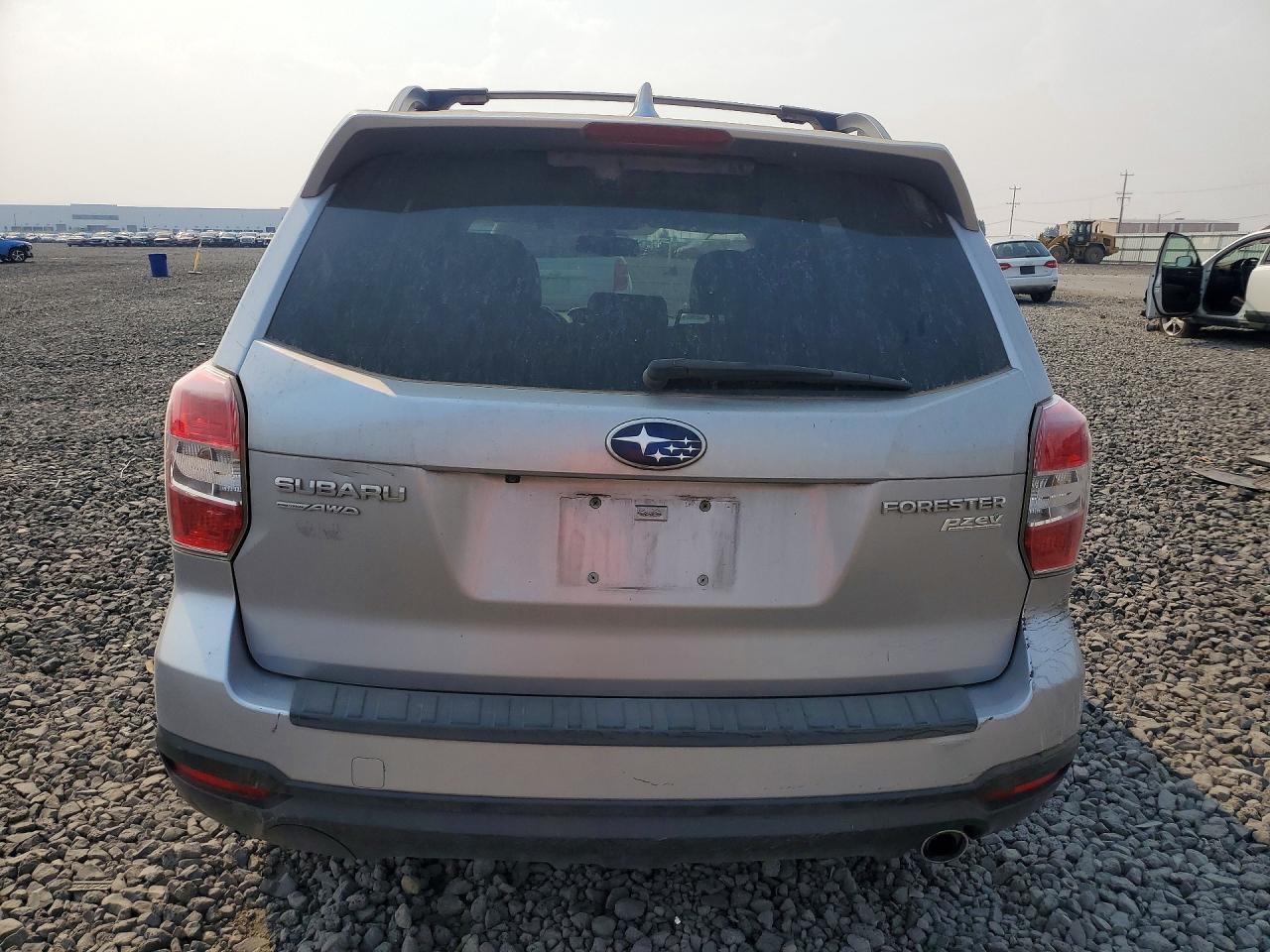 2016 Subaru Forester 2.5I Limited - zdjęcie 6