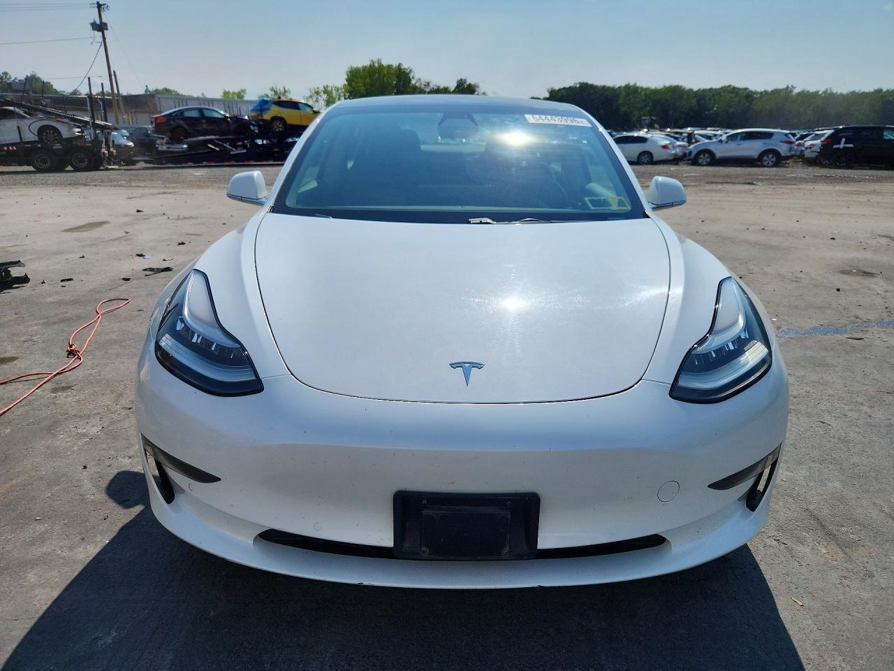 2020 Tesla Model 3 - zdjęcie 5