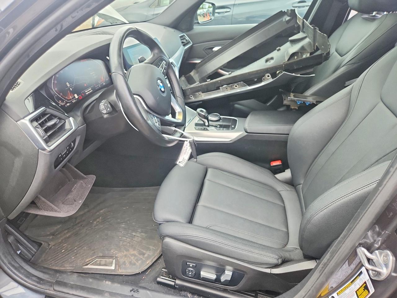 2021 BMW Seria 3 330i - zdjęcie 7