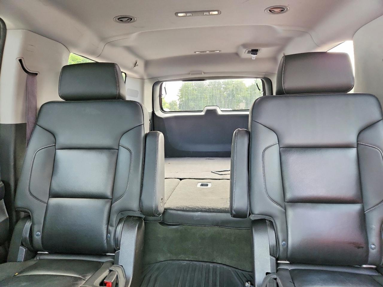 2015 Chevrolet Suburban K1500 Lt - zdjęcie 10