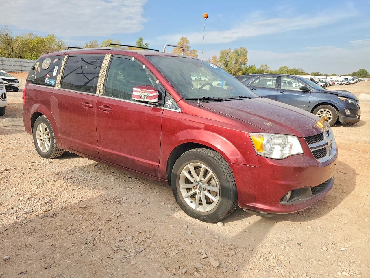 2019 Dodge Grand Caravan Sxt - zdjęcie 4