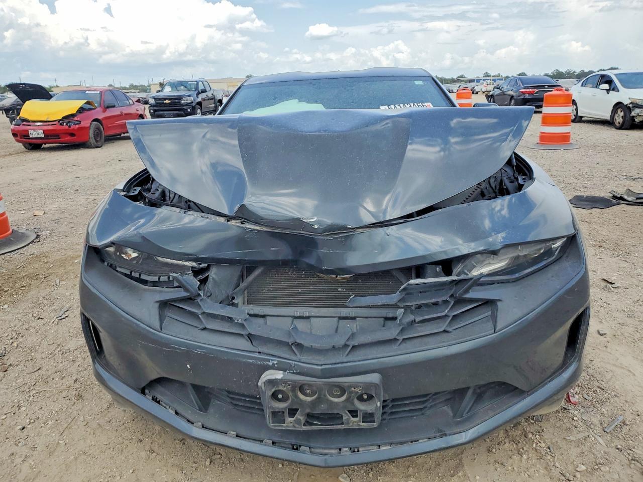 2021 Chevrolet Camaro Ls - zdjęcie 5