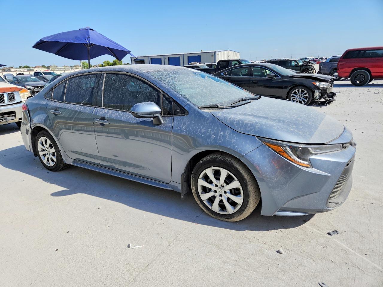 2025 Toyota Corolla Le - zdjęcie 4
