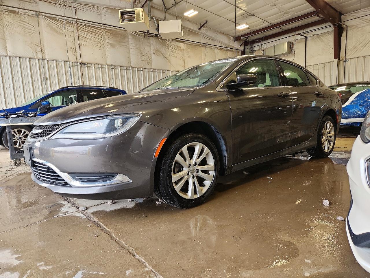 2016 Chrysler 200 Limited - zdjęcie główne
