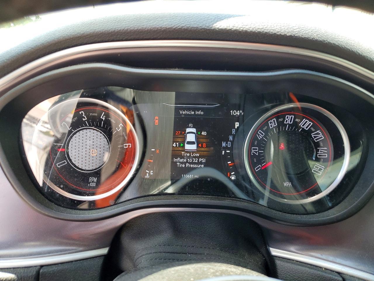 2021 Dodge Challenger Sxt - zdjęcie 9