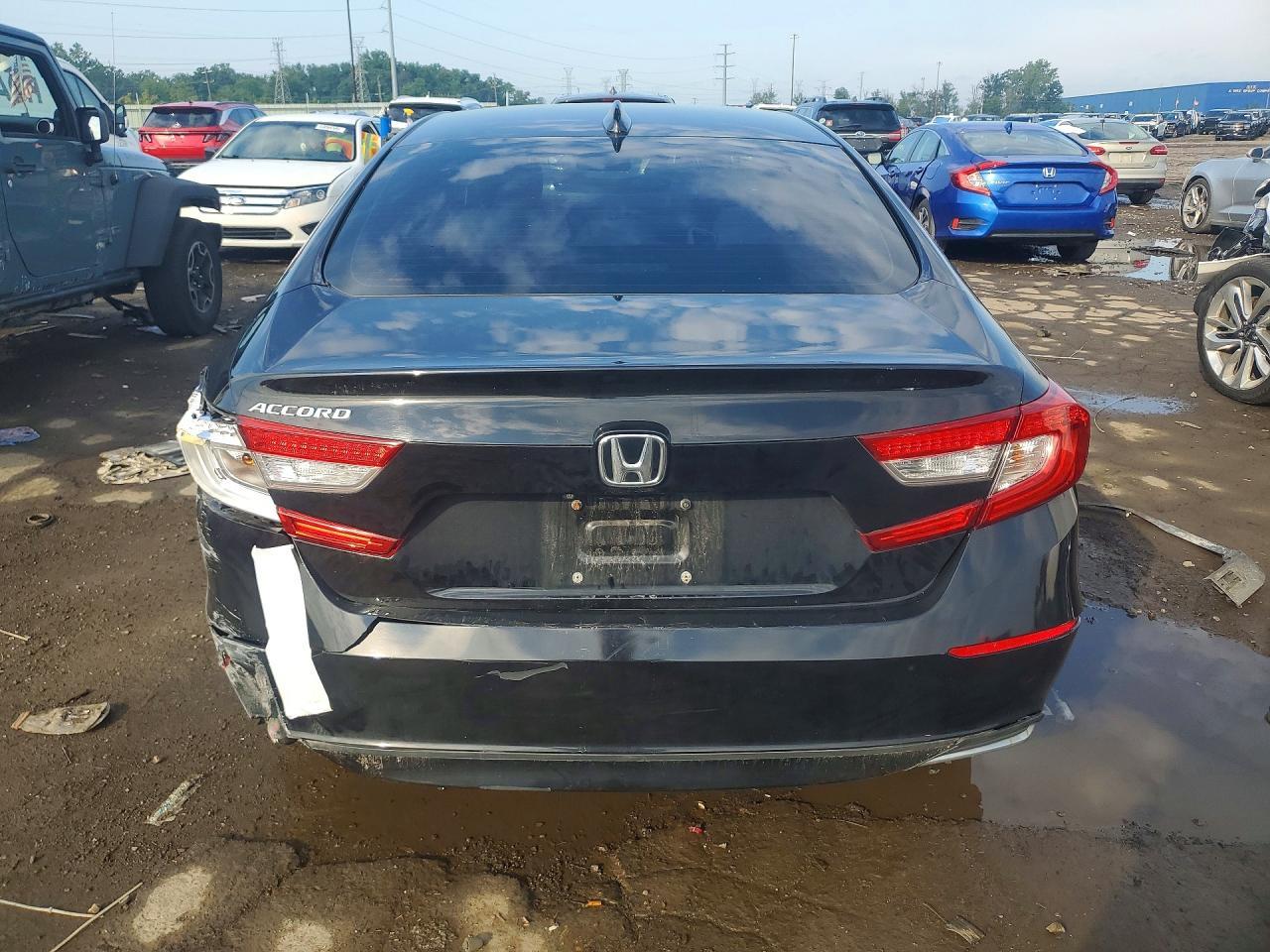 2018 Honda Accord Lx - zdjęcie 6