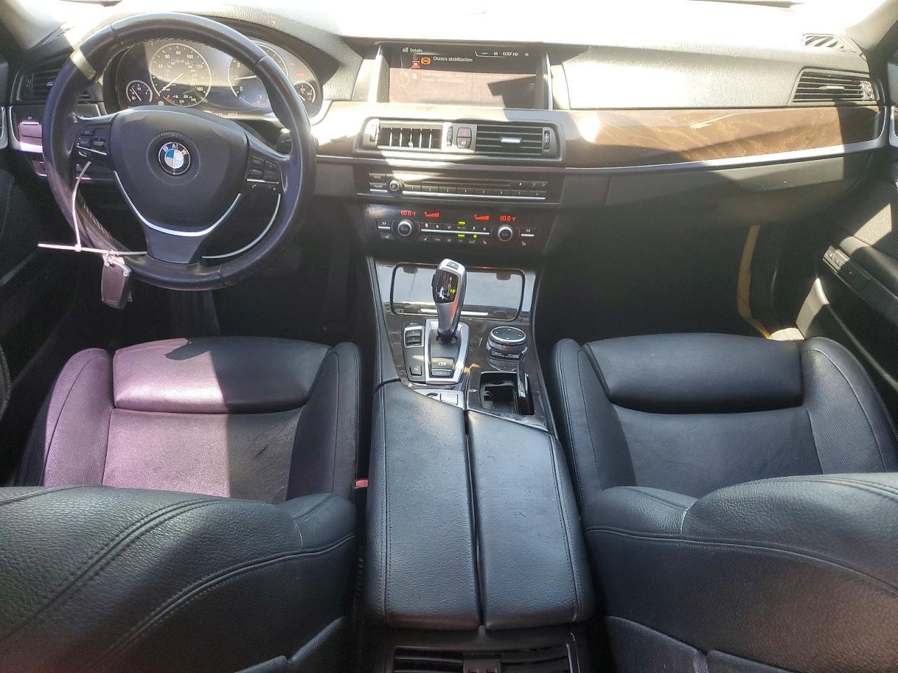 2015 BMW 528 I - zdjęcie 8