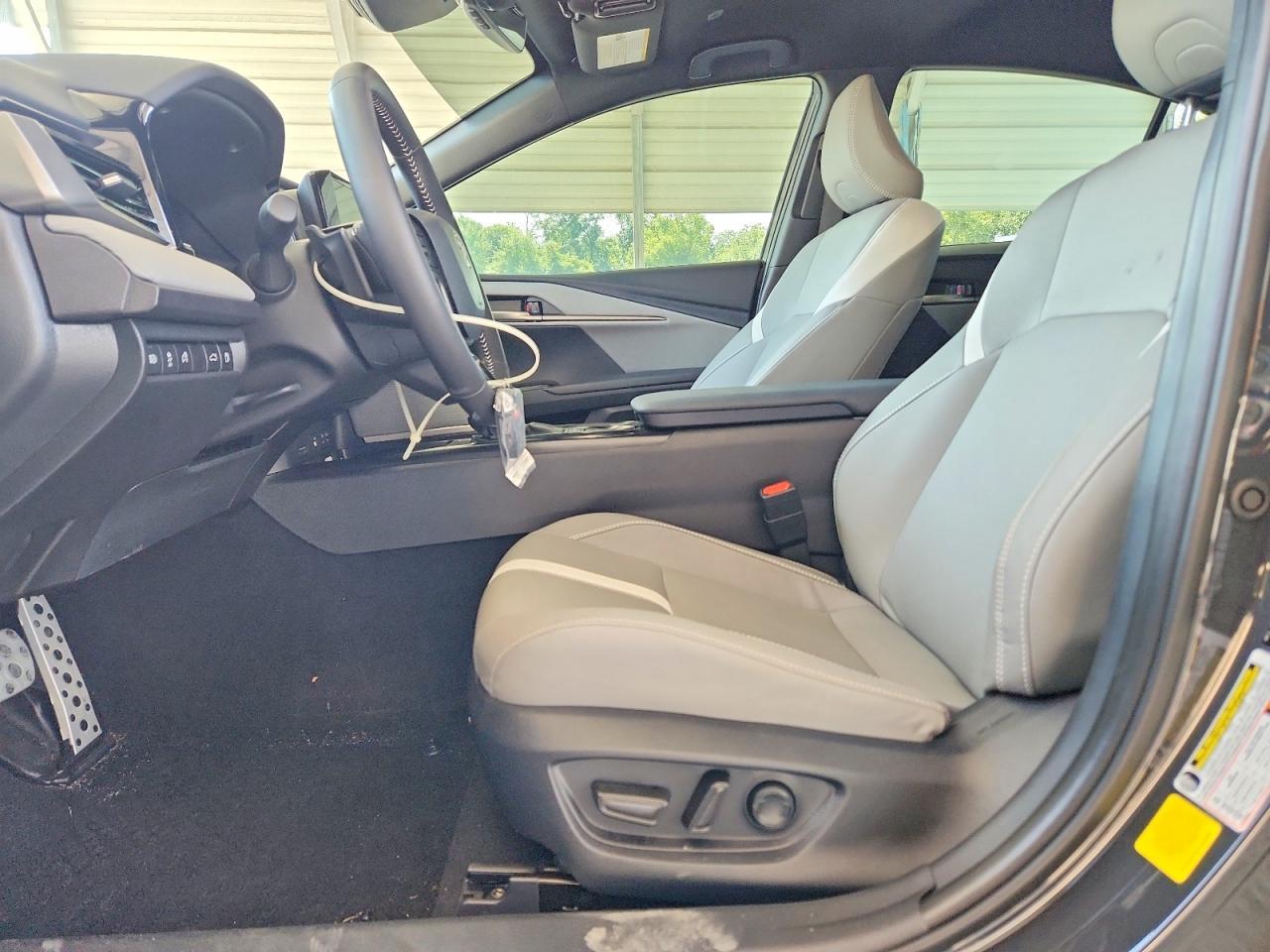2026 Toyota Camry Se - zdjęcie 7