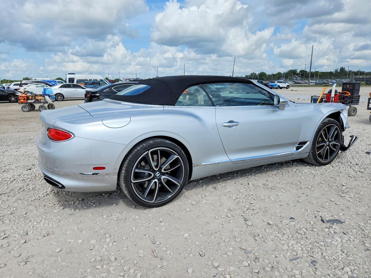 2021 Bentley Continental Gt - zdjęcie 3