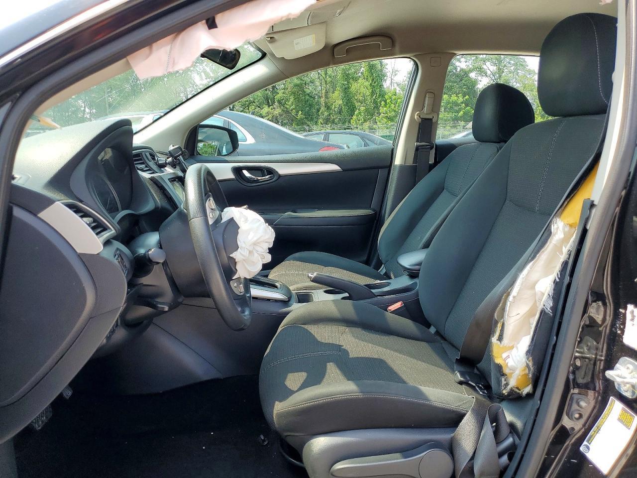 2018 Nissan Sentra S - zdjęcie 7