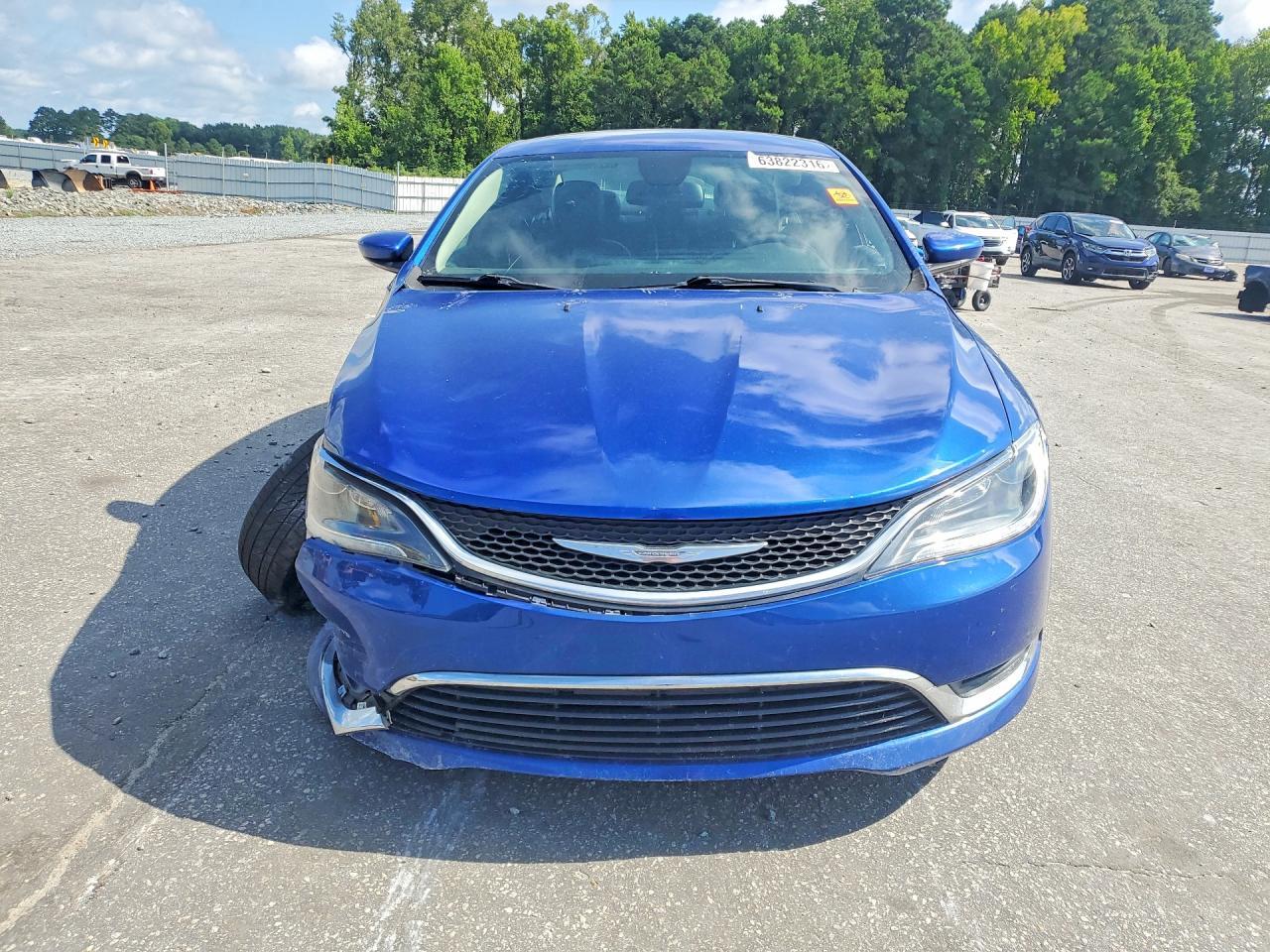 2017 Chrysler 200 Limited - zdjęcie 5
