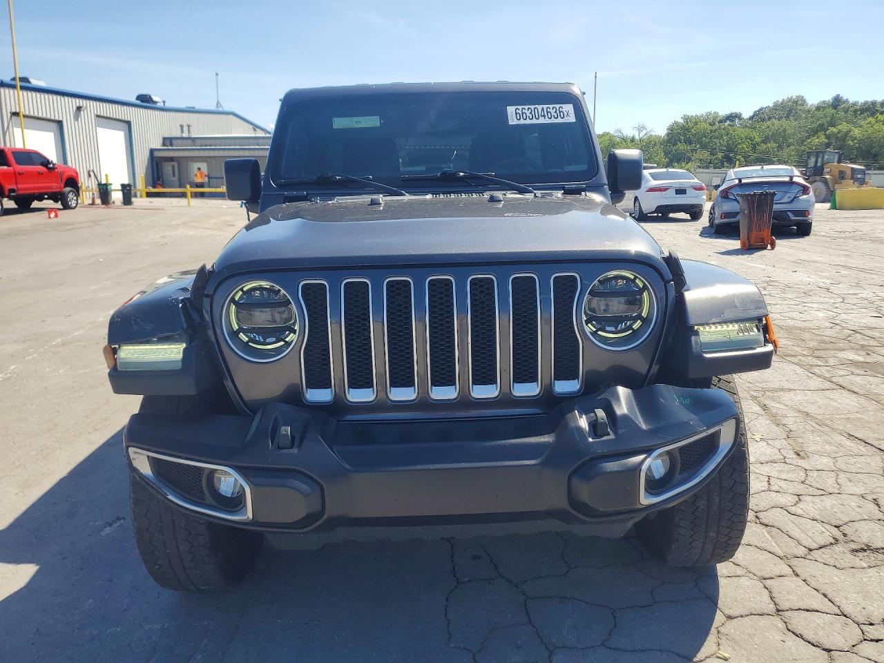 2018 Jeep Wrangler Unlimited Sahara - zdjęcie 5