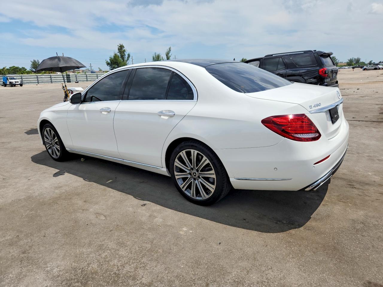 2020 Mercedes-Benz E 450 4Matic - zdjęcie 2