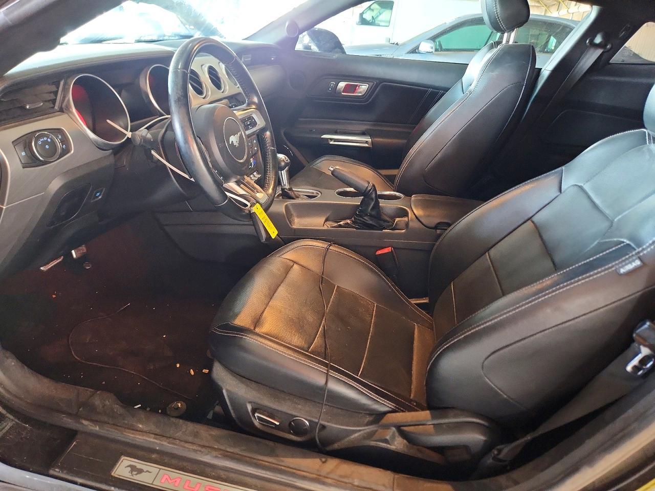 2019 Ford Mustang - zdjęcie 7