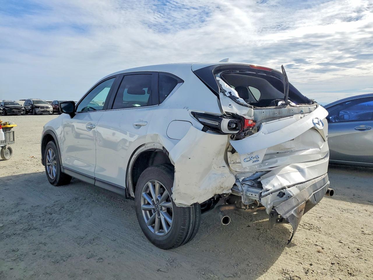 2023 Mazda Cx-5 Preferred - zdjęcie 2