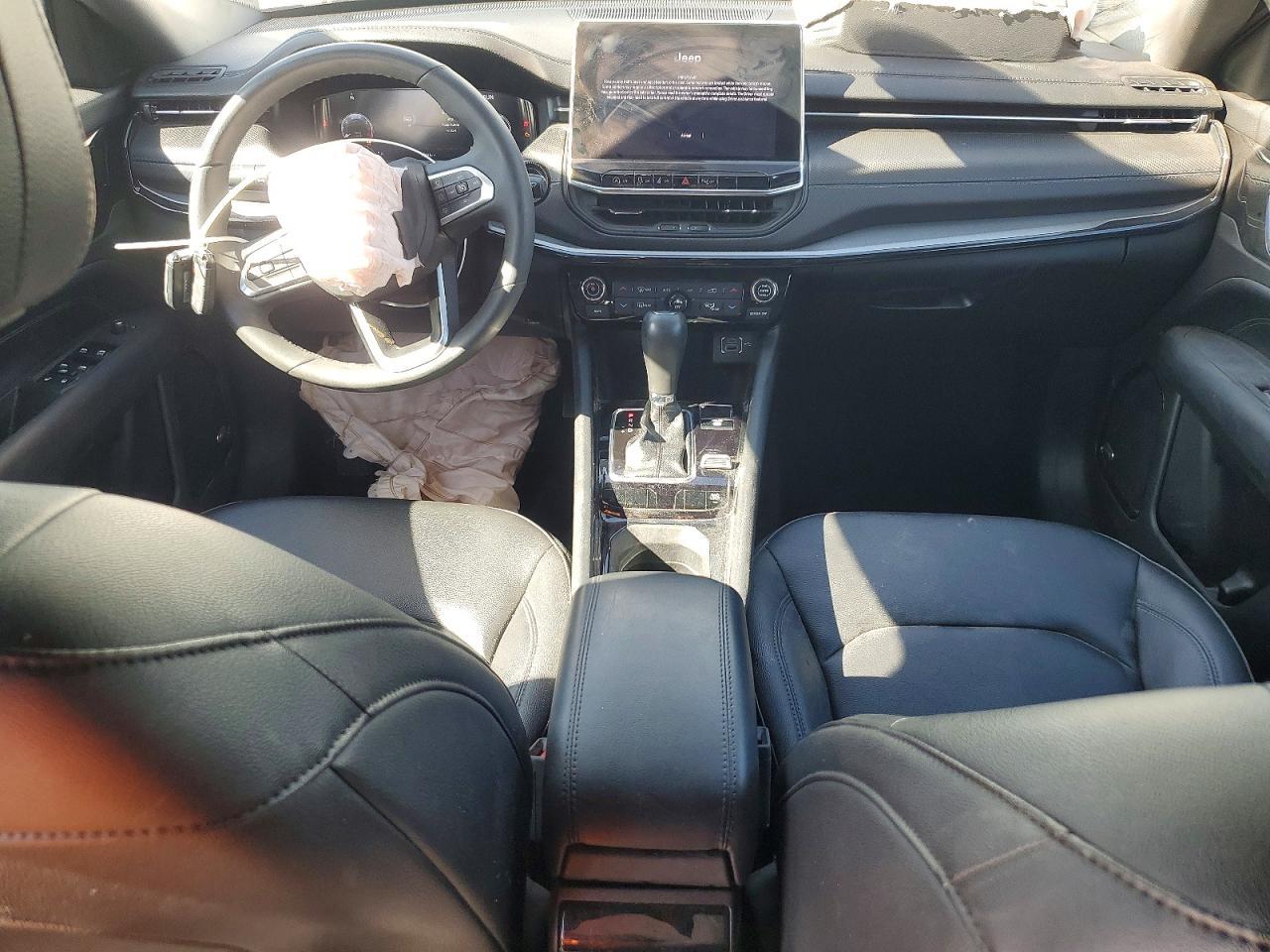 2025 Jeep Compass Limited - zdjęcie 8