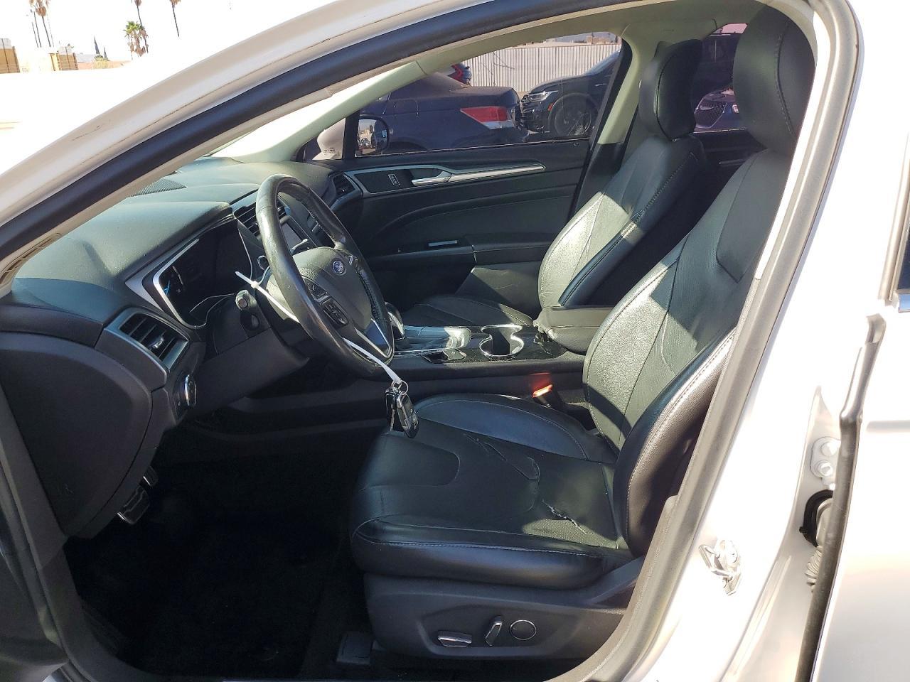 2016 Ford Fusion Titanium Phev - zdjęcie 7