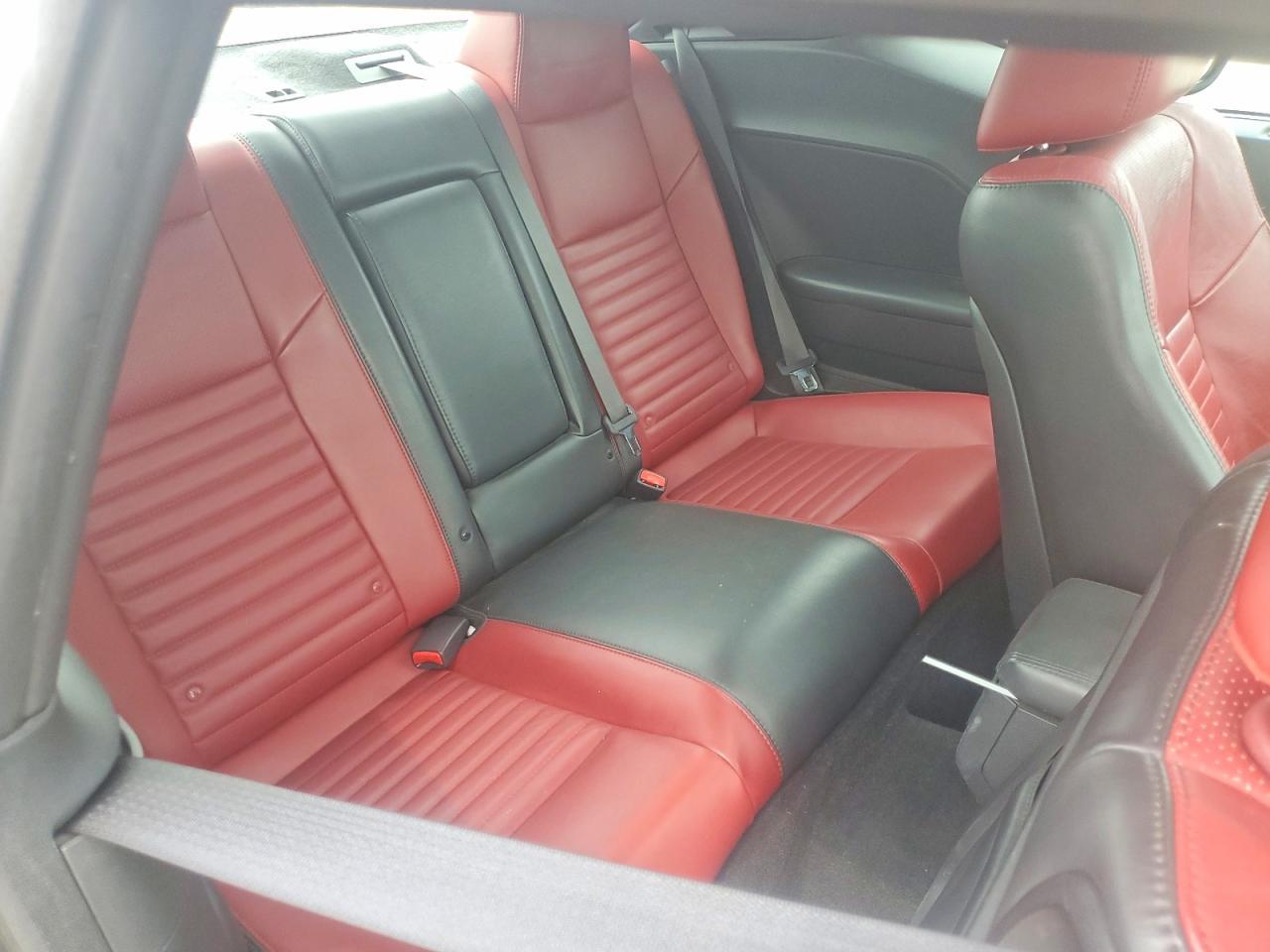 2013 Dodge Challenger R/T - zdjęcie 10