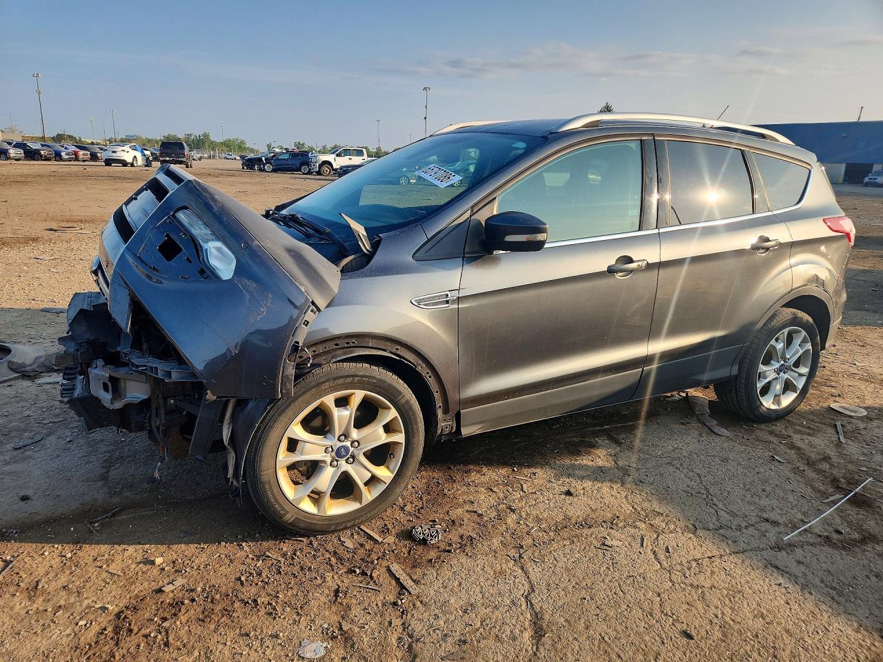 2016 Ford Escape Titanium - zdjęcie główne