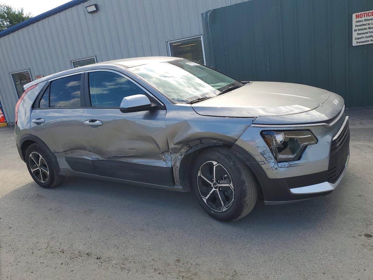 2026 Kia Niro Lx - zdjęcie 4