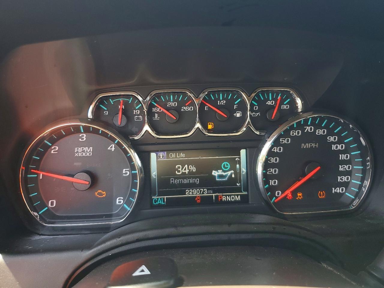 2016 Chevrolet Suburban K1500 Lt - zdjęcie 9