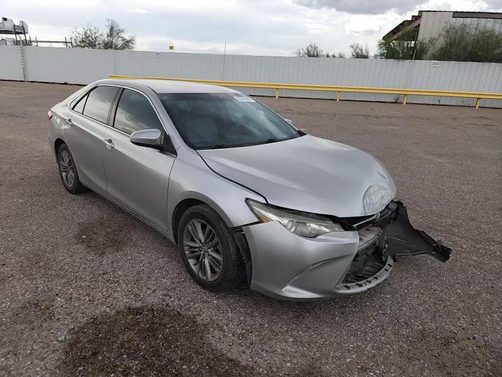 2015 Toyota Camry Se - zdjęcie 14