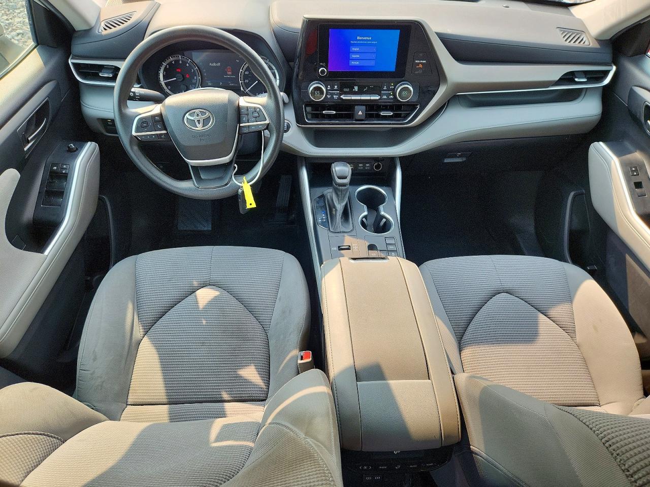 2023 Toyota Highlander L - zdjęcie 8
