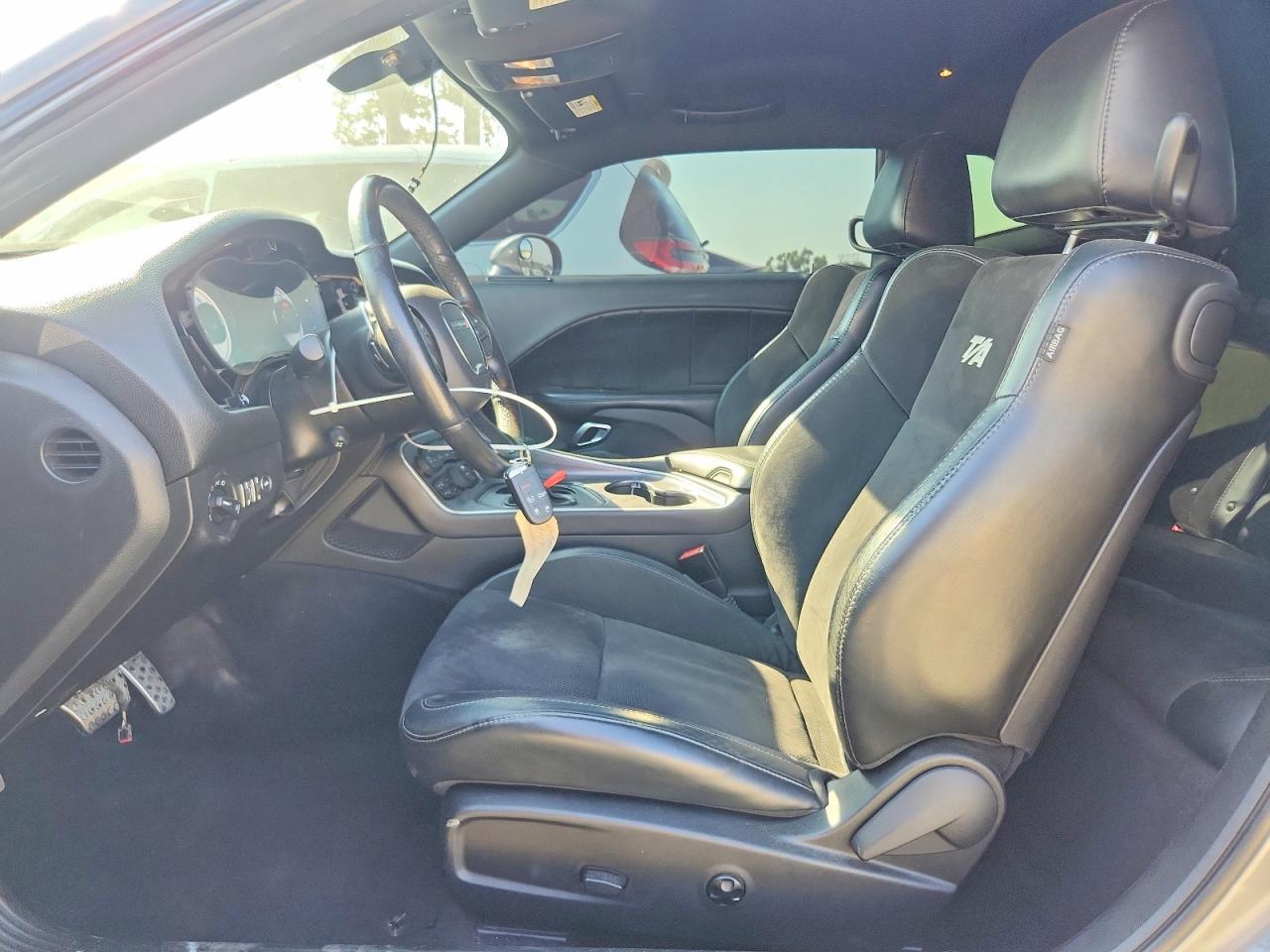 2017 Dodge Challenger R/T 392 - zdjęcie 7