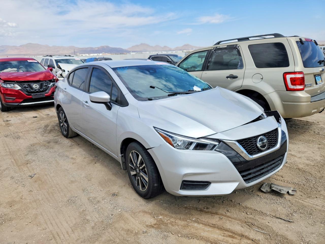 2022 Nissan Versa Sv - zdjęcie 4