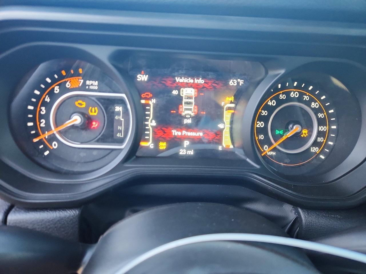 2026 Jeep Wrangler Sport - zdjęcie 9