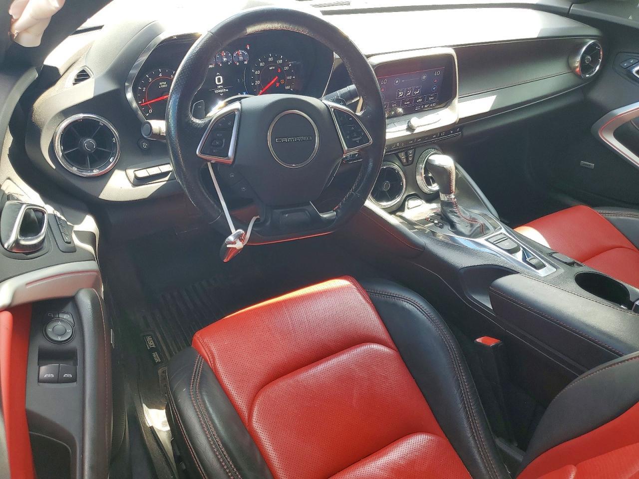 2021 Chevrolet Camaro Lt - zdjęcie 8