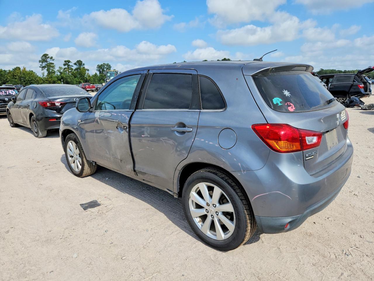 2014 Mitsubishi Outlander Sport Se - zdjęcie 2