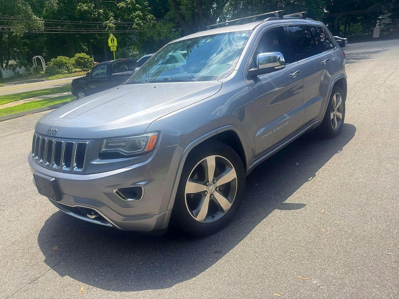 2015 Jeep Grand Cherokee Overland - zdjęcie 2
