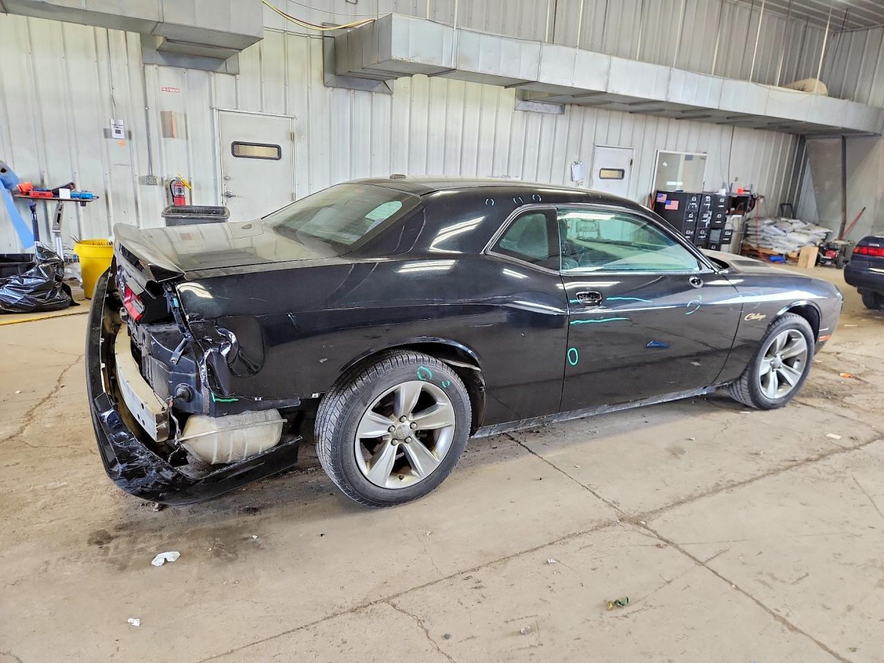 2015 Dodge Challenger Sxt - zdjęcie 3