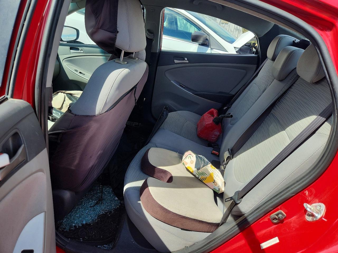 2015 Hyundai Accent Gls - zdjęcie 12
